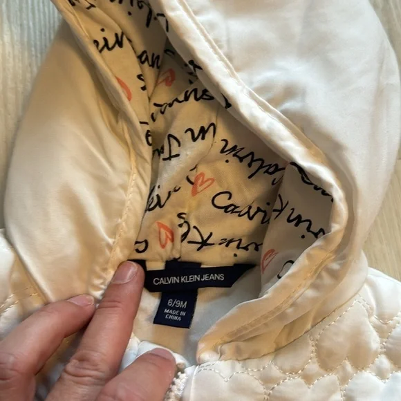 Calvin Klein snowsuit size 6/9 months NWOT - Picture 2 of 3